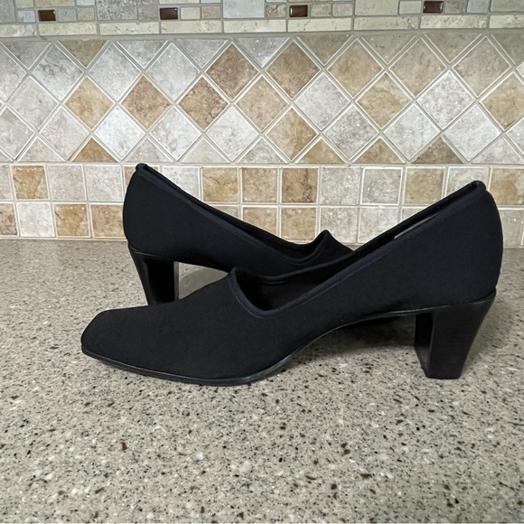 Pancaldi Women’s Square Toe Vintage Black Stretch Fabric Heel Size 10B - Picture 5 of 9